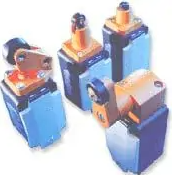 行程開關(guān) 行程開關(guān)